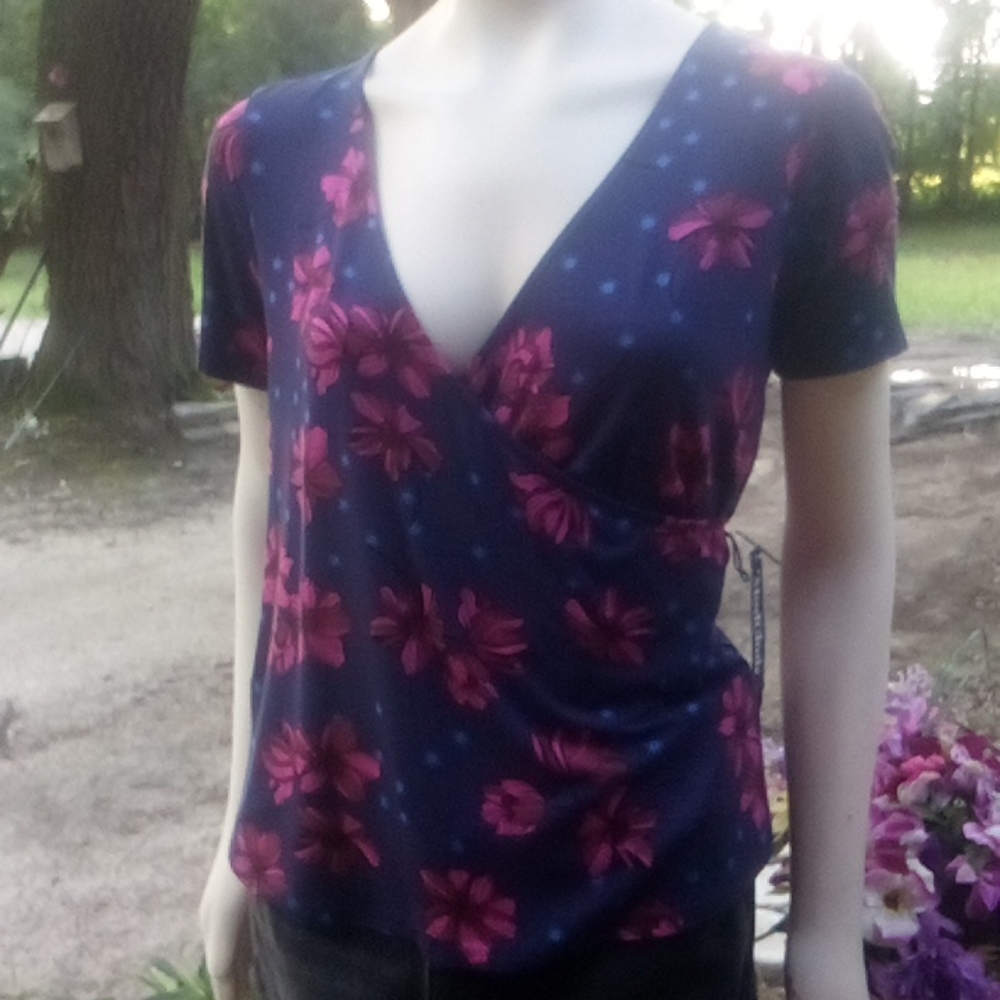 NWT womans "Modcloth" wrap blouse